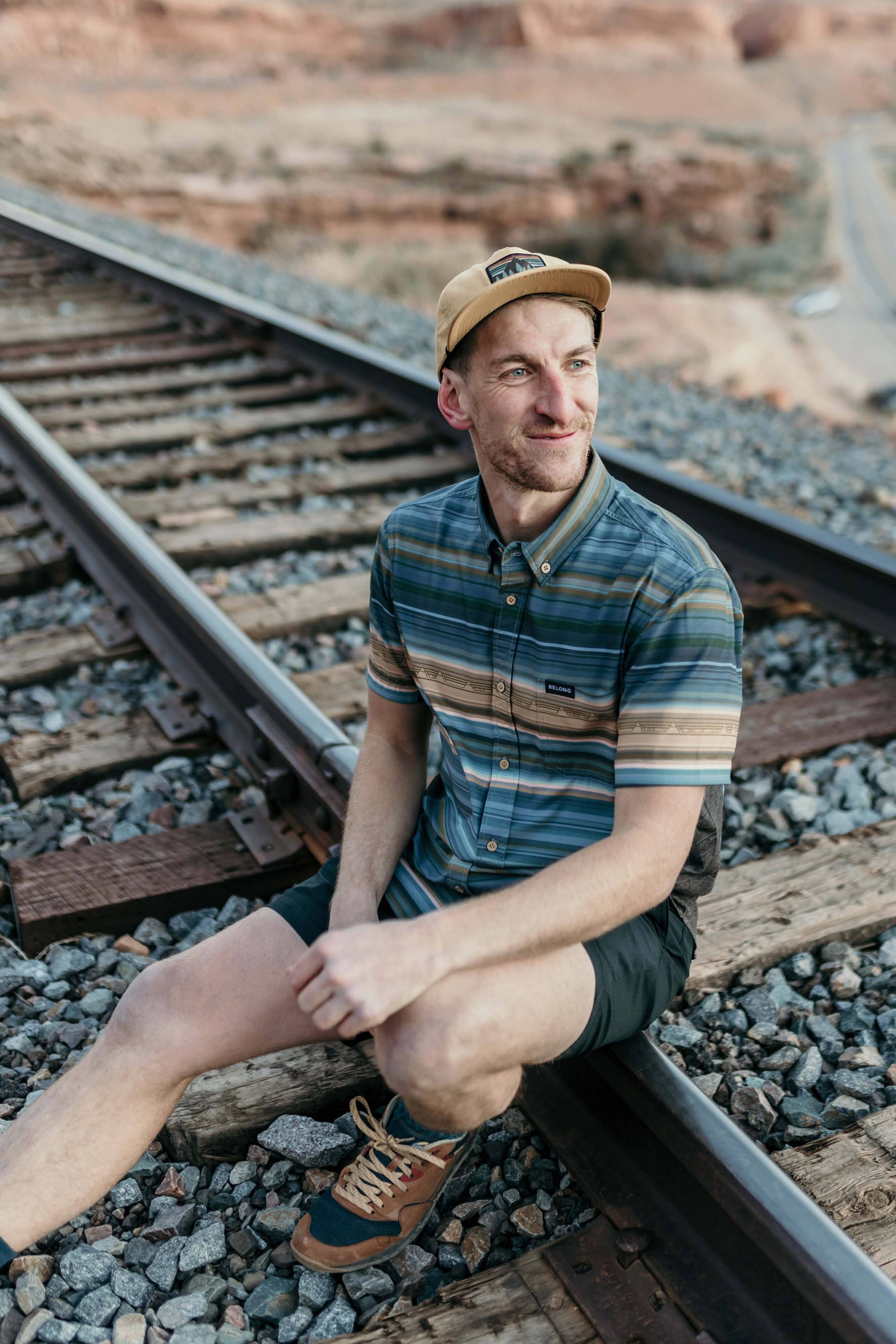 Belong Designs - Wholesale Button Down Shirt - Men's - Men's Vista Stretch Button Down1