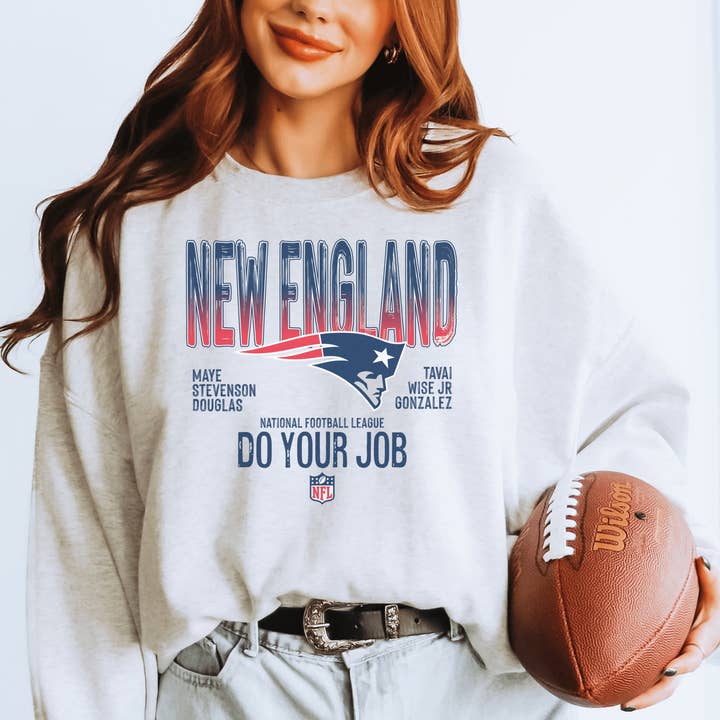H+P Wholesale - Wholesale Graphic Sweatshirt - Unisex - New England Patriots Do Your Job Graphic Tee/Crew