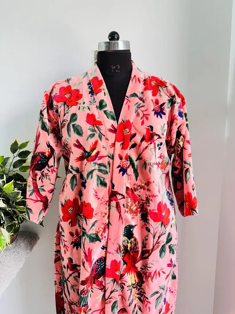 GYPSY STUDIO - Wholesale Robe - Women's - Soft velvet kimono robe | pink color kimono | floral print b1