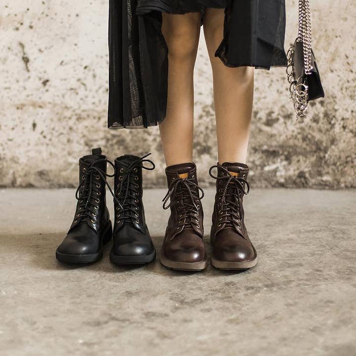DWARVES – Großhandel Combat Boots – Damen – Modische Kampfstiefel aus Lammfell, Designer-Retro-Reitstiefel, dickes Design, Kaffee/Dunkles Kaffee/Schwarz3