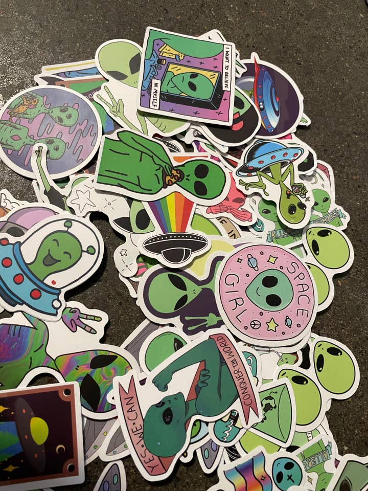 Alien stickers 100-pack (Random) for wholesale by Squatchin’ Country