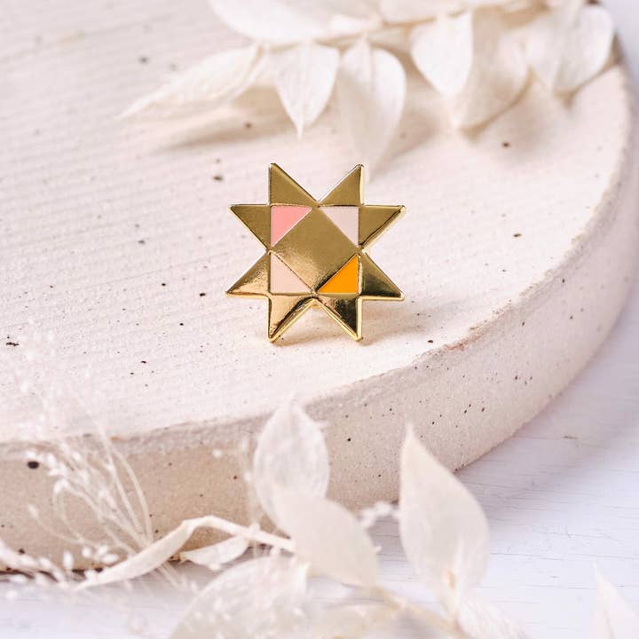 Claire Paul - Wholesale Lapel pin/button - Patchwork Star Enamel Pin2