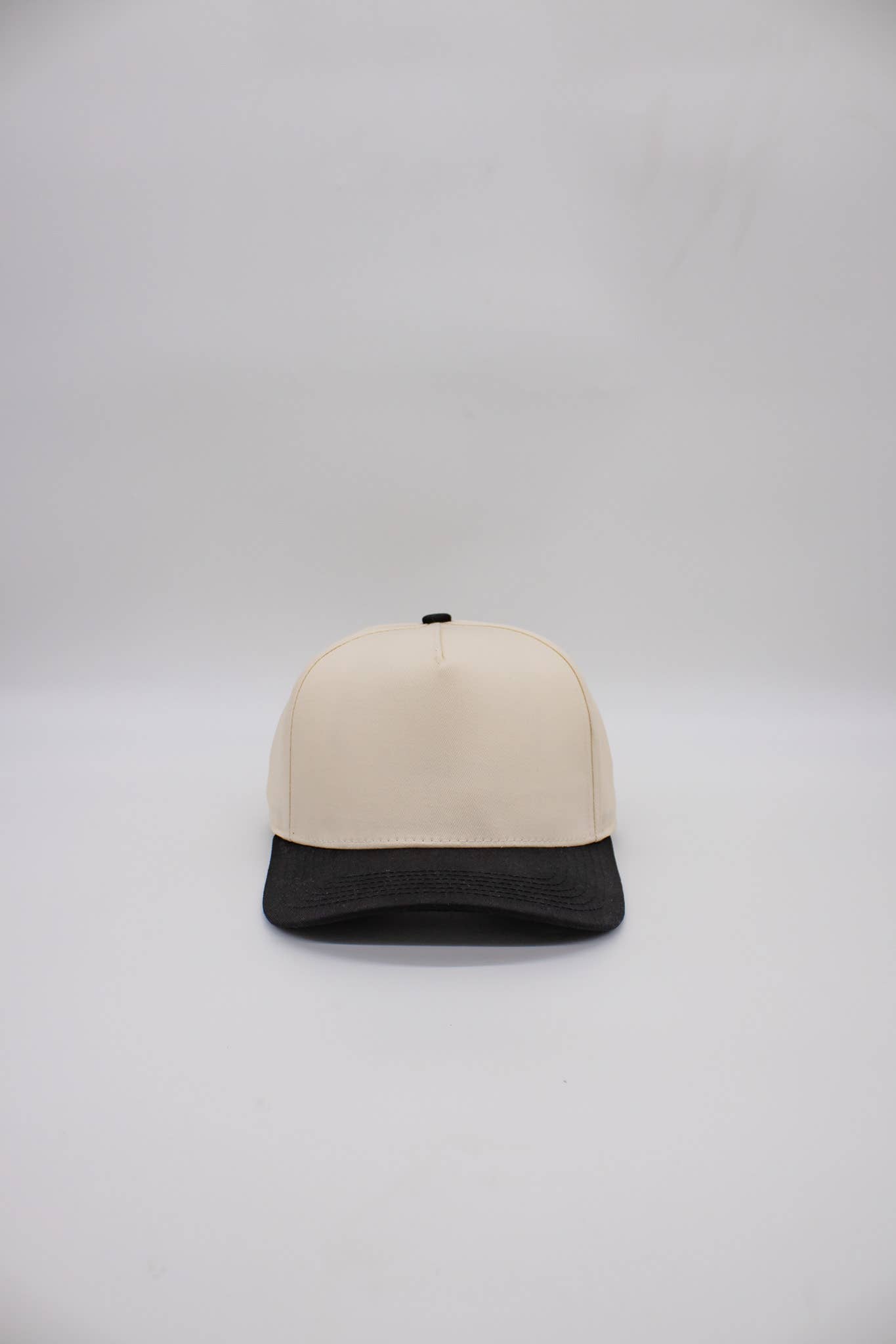 TATUM THE LABEL - Vente Casquette de camionneur – unisexe - Chapeau de camionneur en toile bicolore Snapback à 5 panneaux, beige crème6
