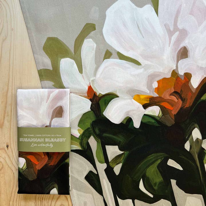 Susannah Bleasby Art – Großhandel Geschirrtücher – Beiges Geschirrtuch aus Baumwolle mit Blumenmuster | Küchentücher