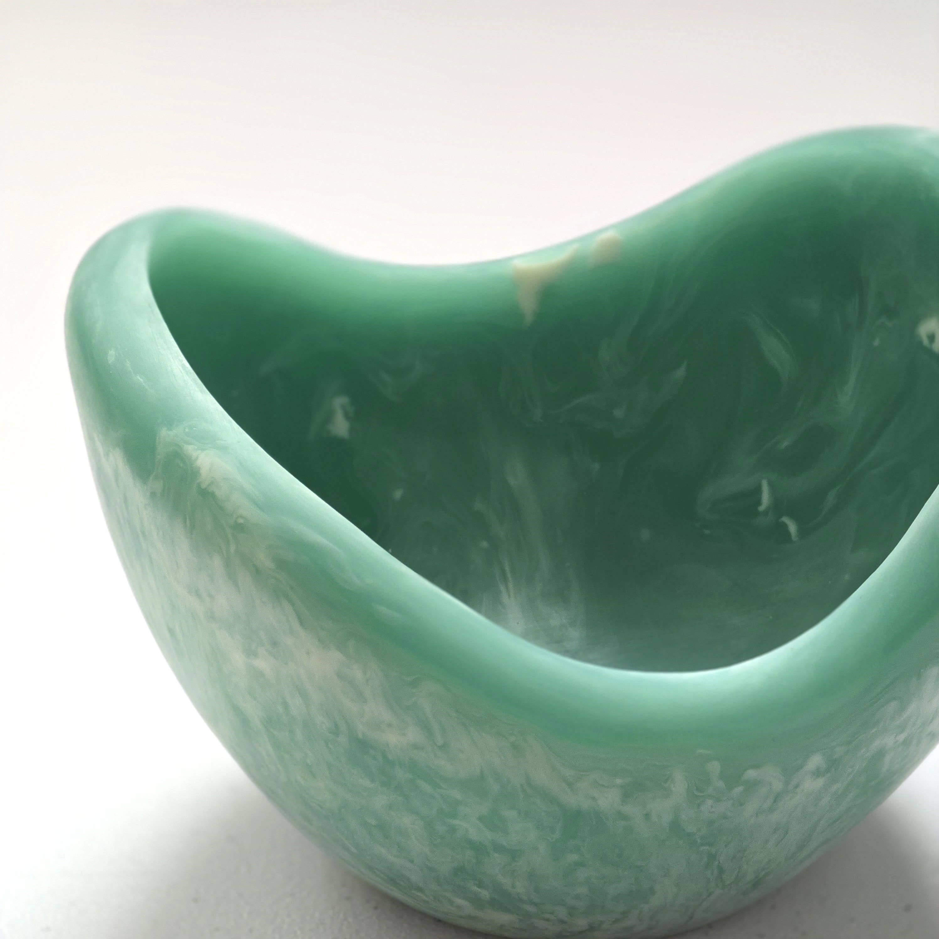 Gibb & Daan - Wholesale Serve Bowl - Organic Shape Resin Bowl - Entryway Catchall - Small Size 22
