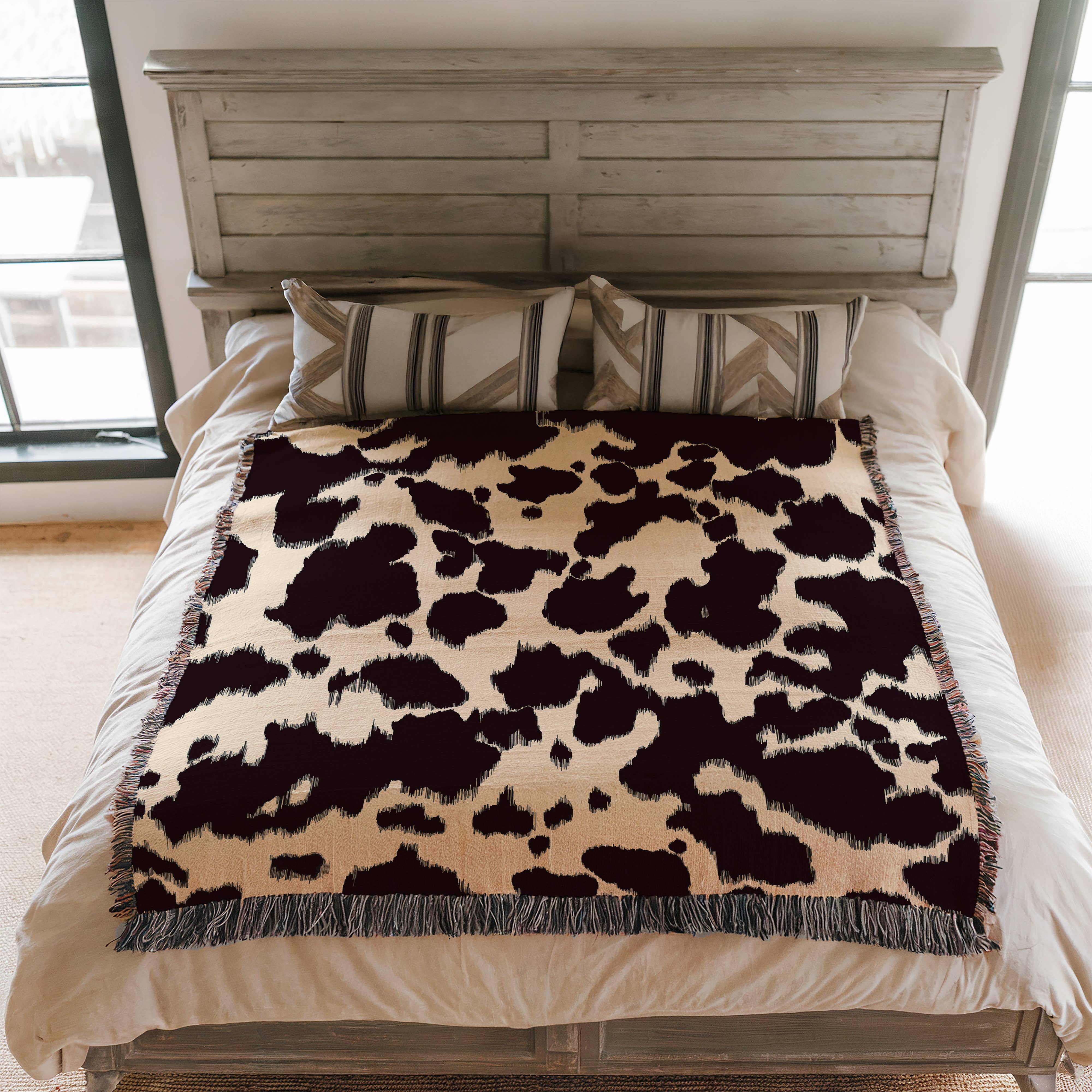 CasaIuliia - Wholesale Throw Blanket - Western Cowhide Blanket – Cowboy Ranch Style Woven Throw4