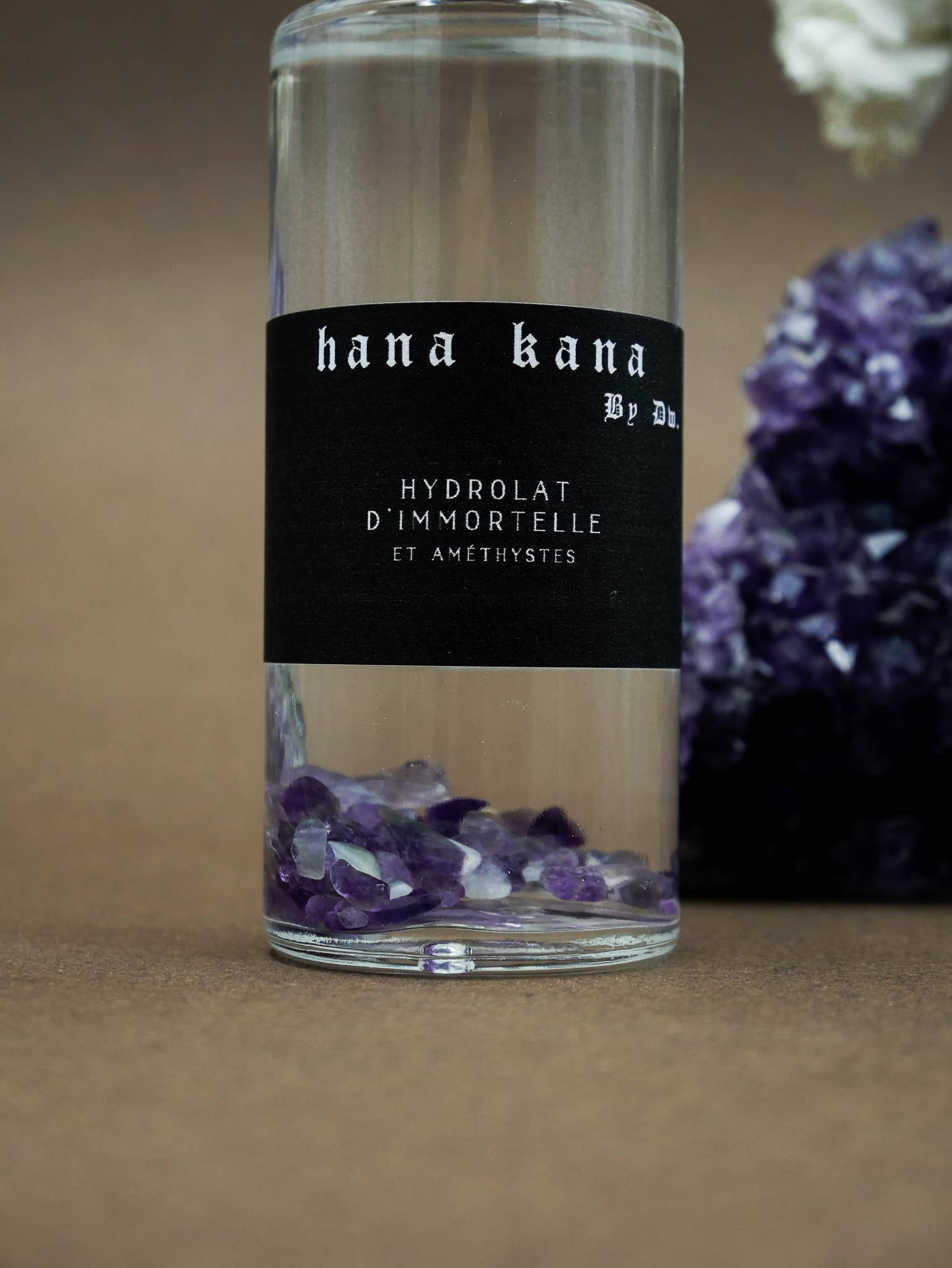 Hana Kana – Großhandel Gesichts- und Körpernebel/Wasser – Immortelle-Hydrolat mit Amethysten3