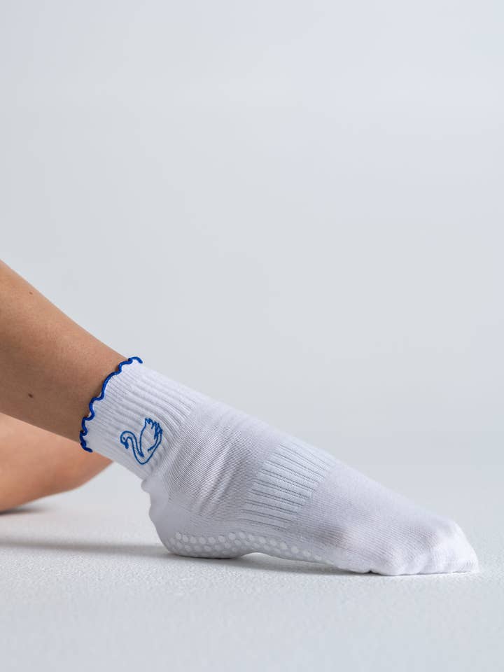 Reformer Loops - Wholesale Socks - Women's - Ruffle Socks - Swan2