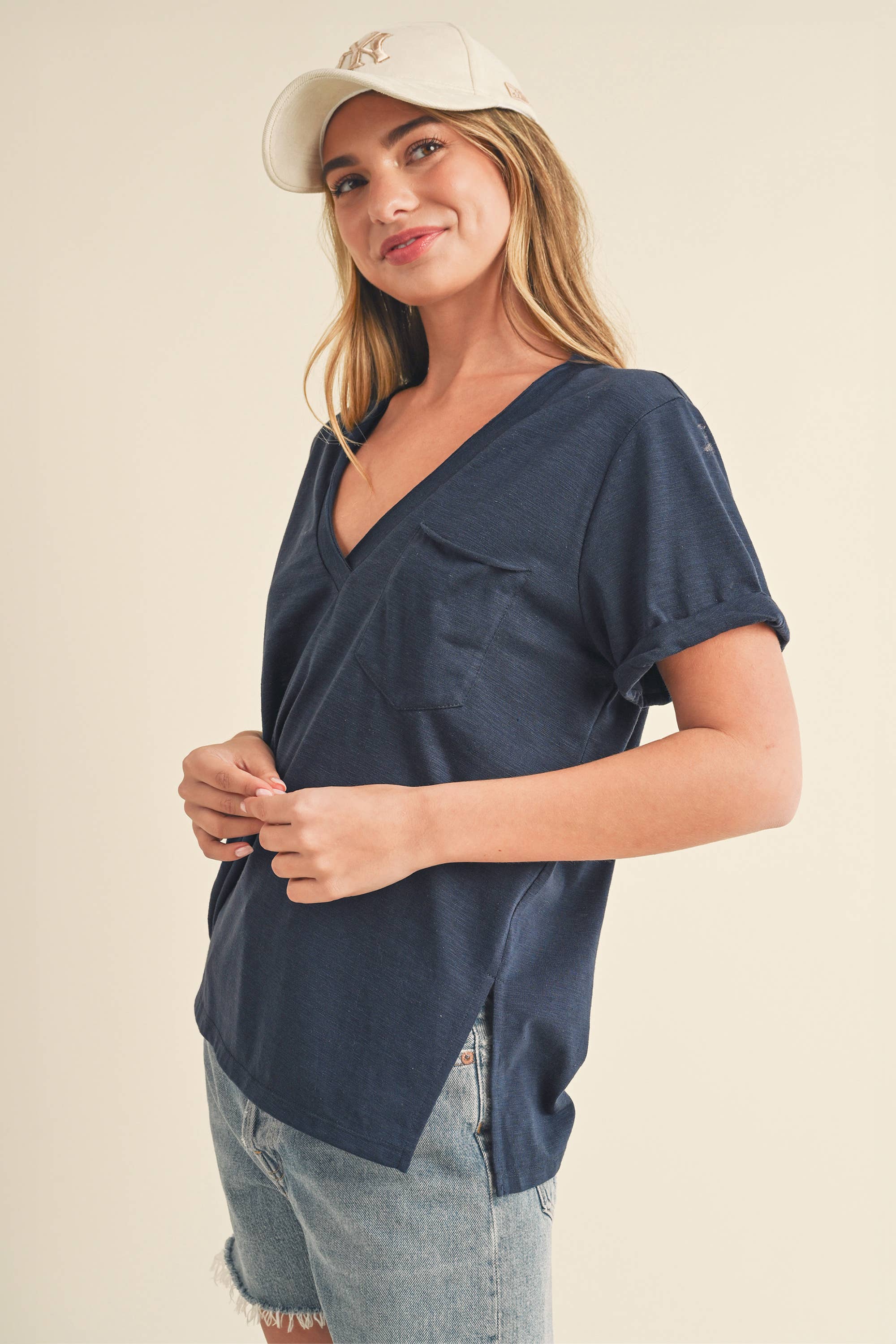 AEMI + CO - Wholesale T-Shirt - Women's - 8286DK Zoie V-Neck Short Sleeve Top19