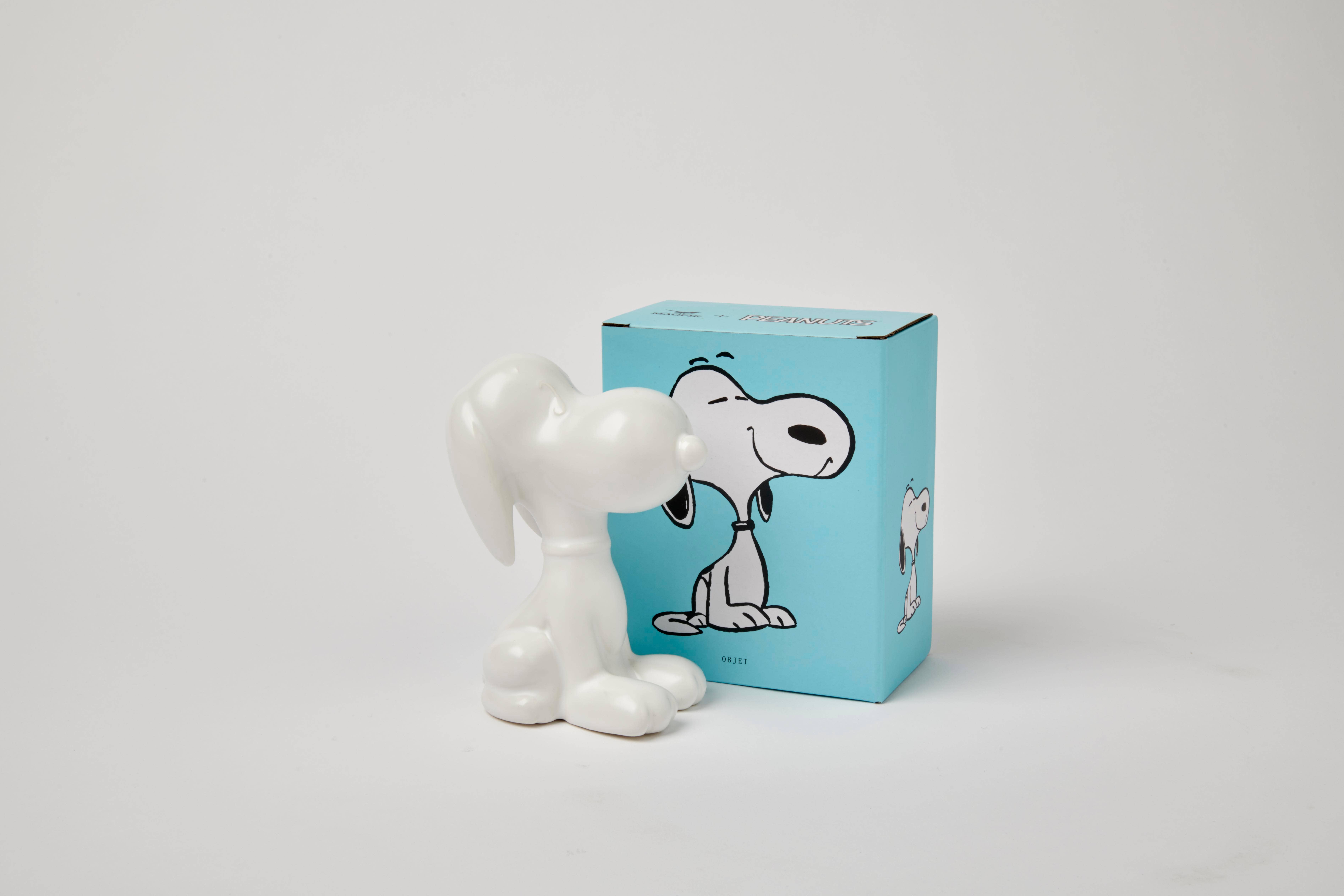 Magpie - Wholesale Decoratief beeldje - Witte keramische Peanuts Snoopy zit beeldje