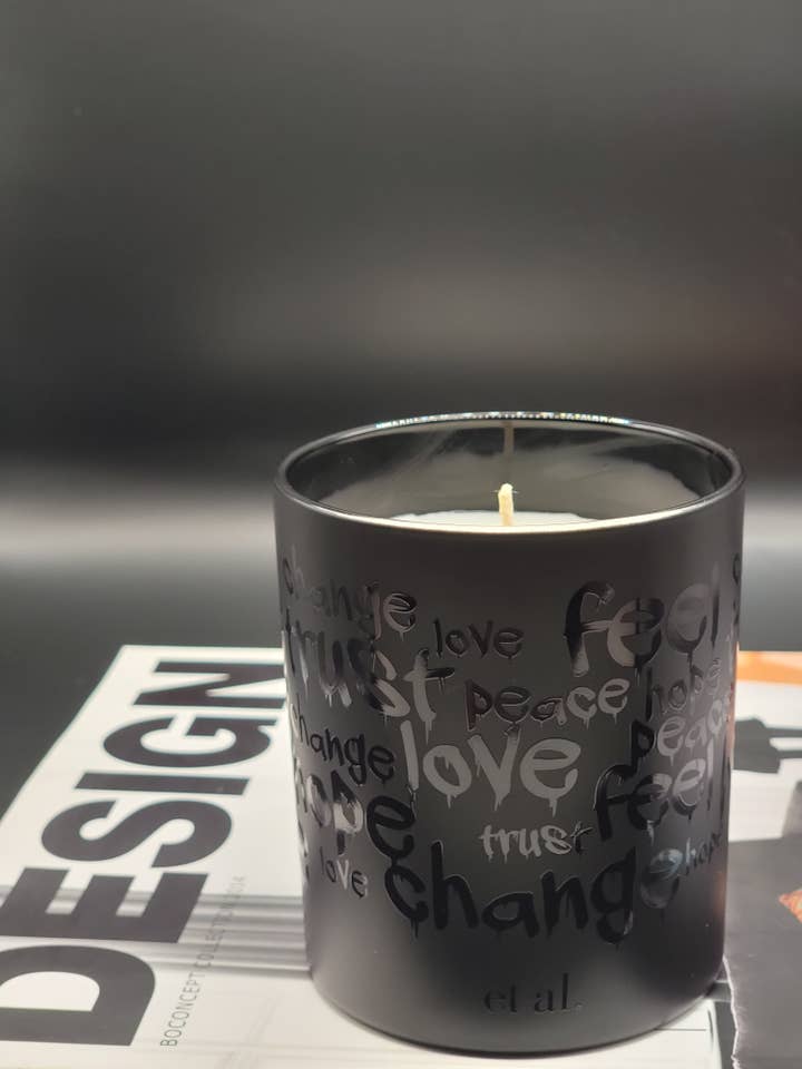 No. 4 Amber & Smoke 10 oz soy blend Candle BLK for wholesale by et al life