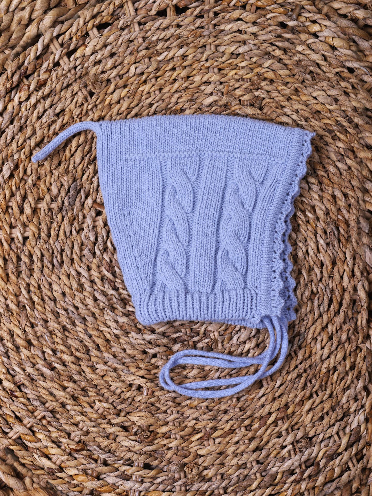 Wedoble: sustainable children's fashion - Wholesale Bonnet - Baby - Bonnet knitted in wool | LOVE IN WINTER DAYS4