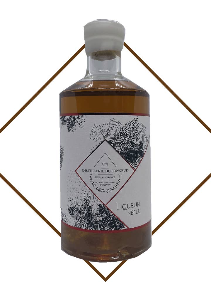 Loquor of loquat for wholesale by Distillerie du Sonneur