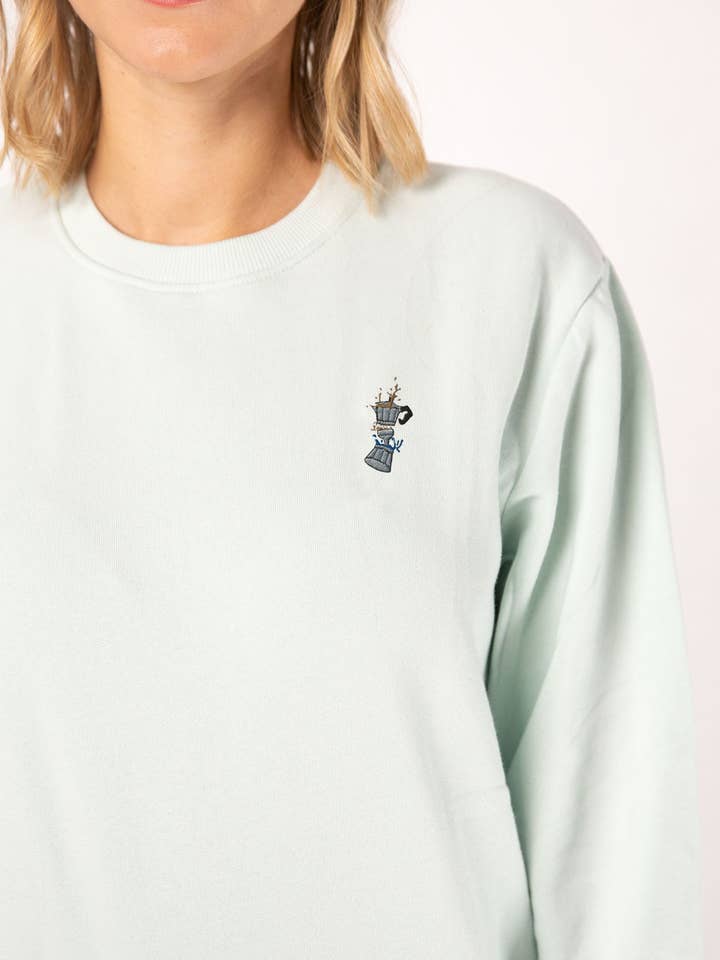 Espresso maker Boom | Embroidered organic cotton women's sweater for wholesale by Fashion Drinks