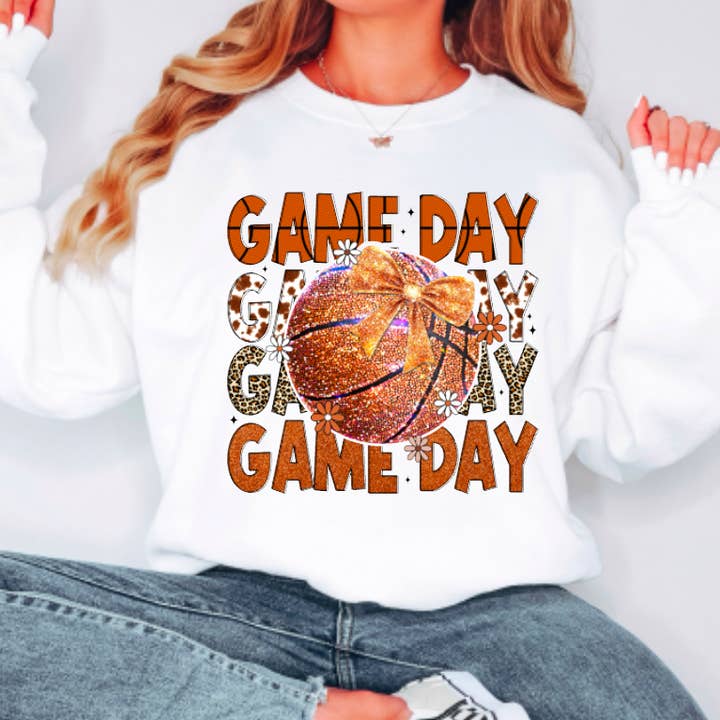 Sweat-shirt sportif coquette pour jour de match de basket avec faux paillettes pour la vente par Gia Gifts Boutique