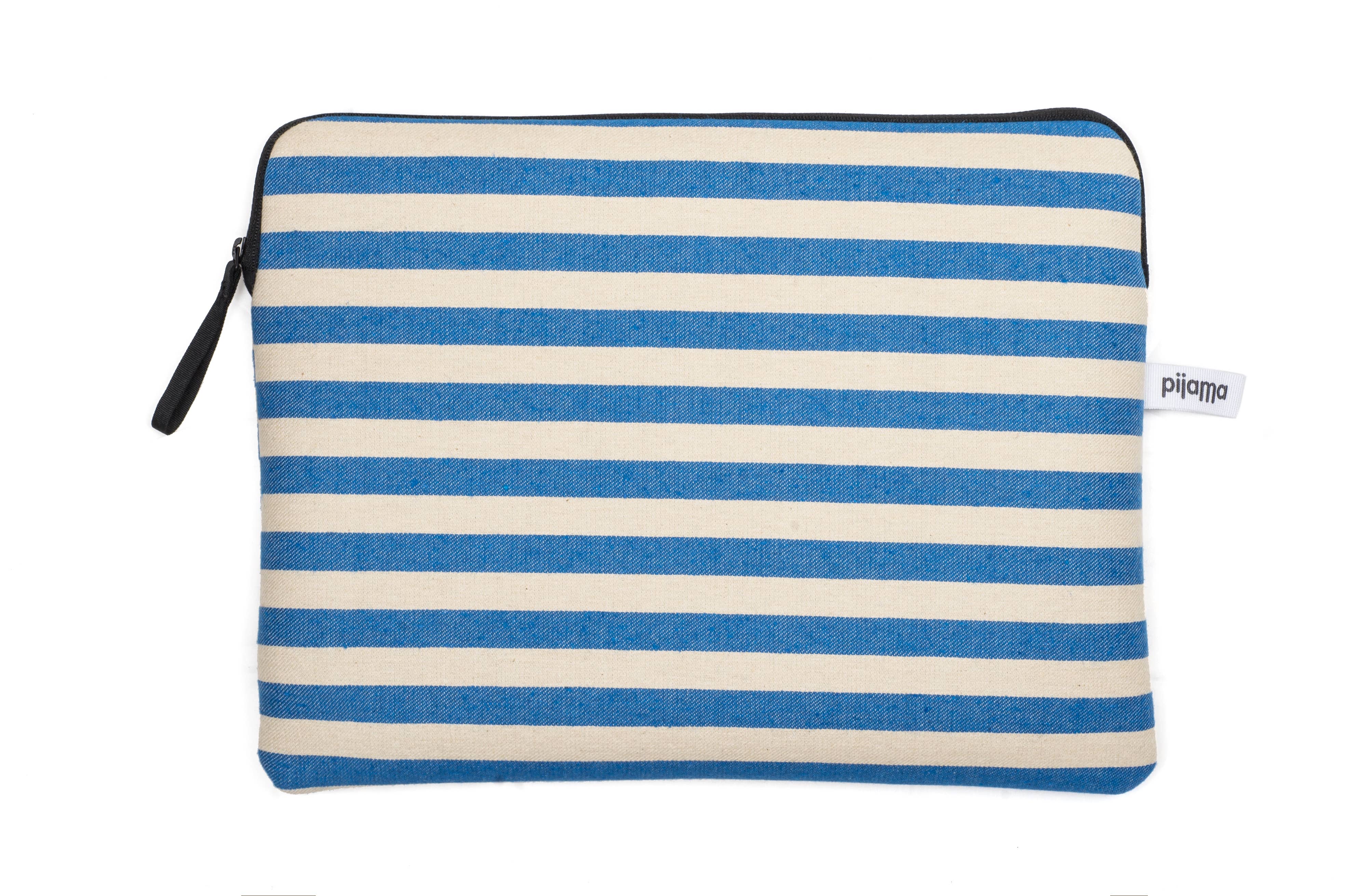 Pijama – wholesale Laptop/tablet case – Unisex – MacBook Pro 14″/Air 13″ (2017) zipped case1