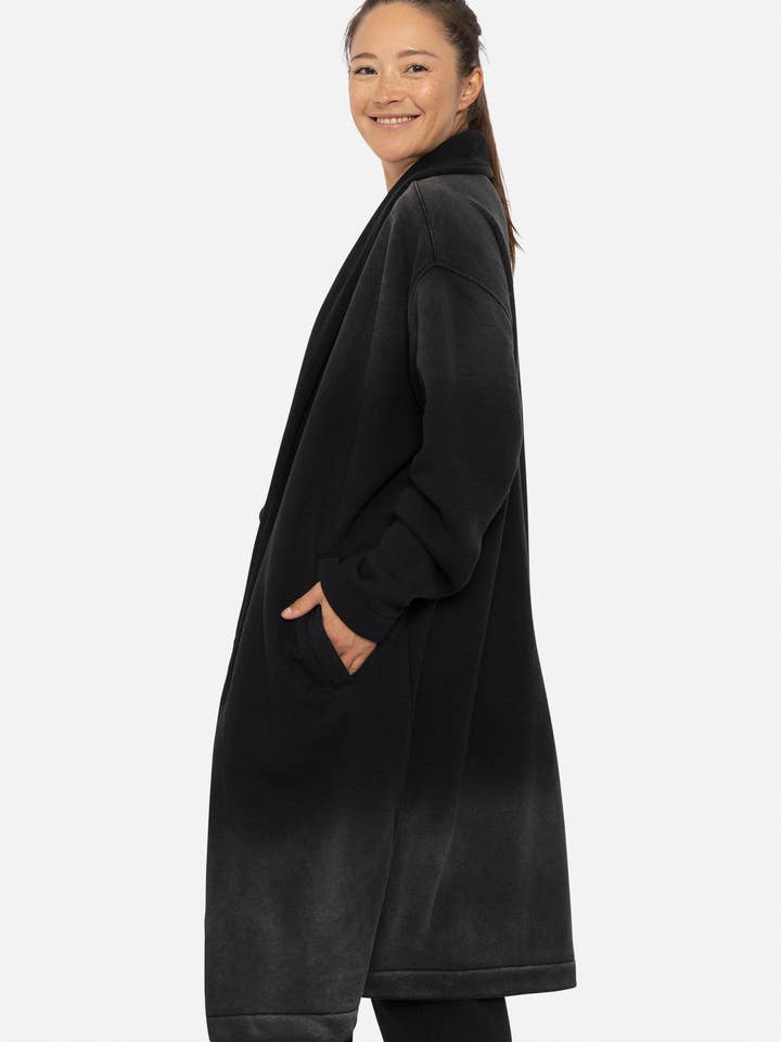 Mono B – Großhandel Strickjacke – Damen – Langer Ombre-Strickcardigan in Sprayform1