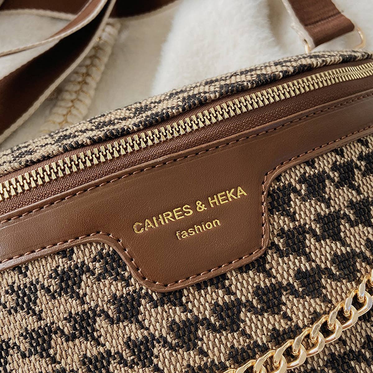 ACCITY - Wholesale Belt Bag - Women's - LEOPARD PRINT BLACK CHAIN STRAP FANNY BELT BAG_CWAB09237