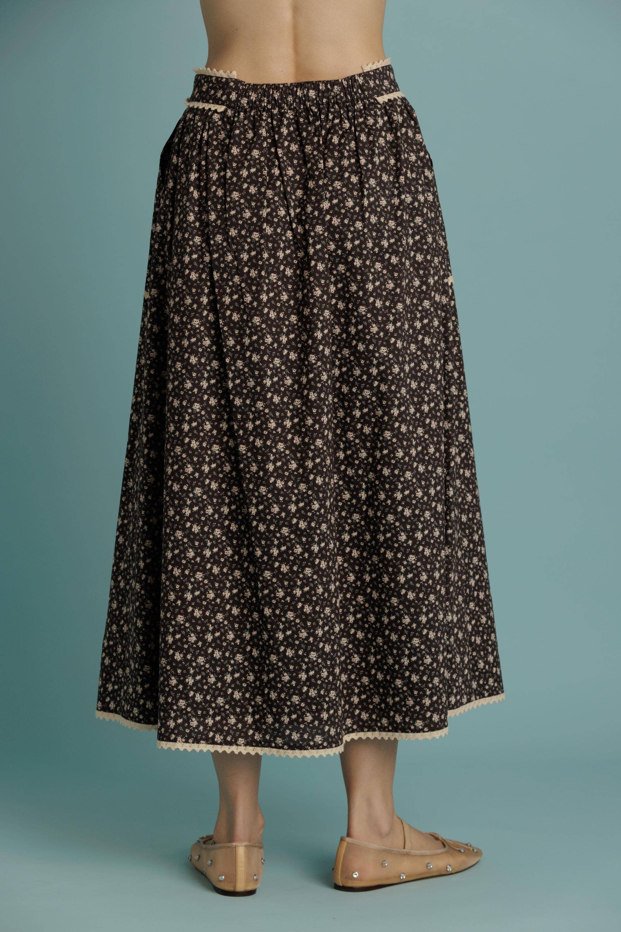 Aureum - Wholesale Skirt - Women's - AB2359 - CROCHET TRIM FLORAL SKIRT2