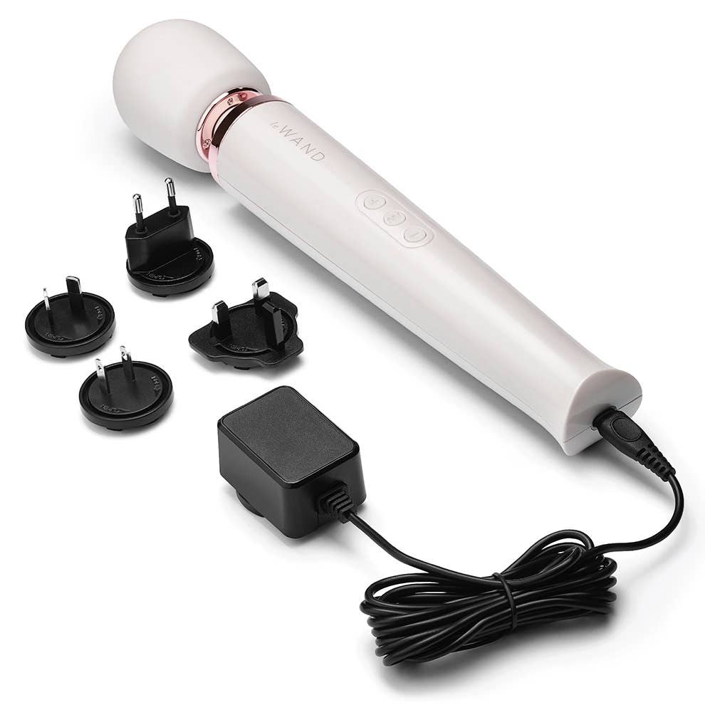 LE WAND - Wholesale Sex Toy - Le Wand OG Rechargeable Massager4
