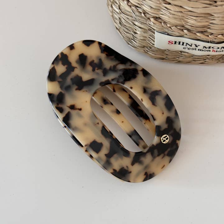 SoapElenGlen - Wholesale Hair Clip - Women's - Elegant Oval Hair Claw, Tortoise & Marble Pattern Hair Clip2