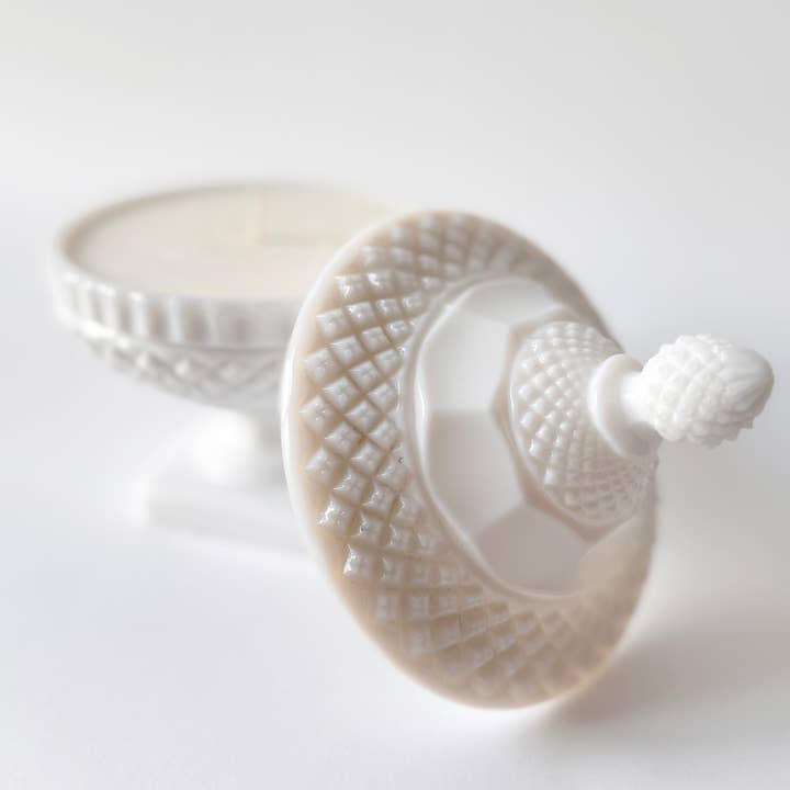 Diamond Hobnail Pedestal Urn for wholesale by True Vintage Candle