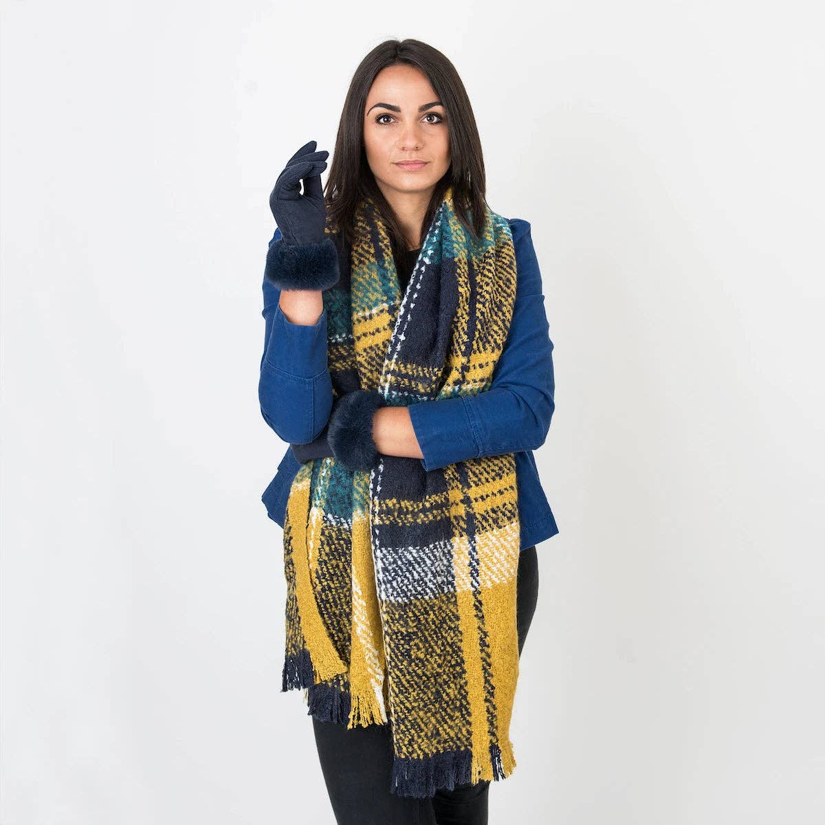 Forever England / Millie Mae – wholesale Gloves – Women's – Gloves with Faux Fur Edge4