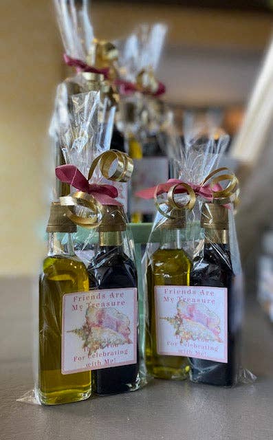 Simple Fine Food - Wholesale Party Favor - Mini Bottle Wedding Favor0