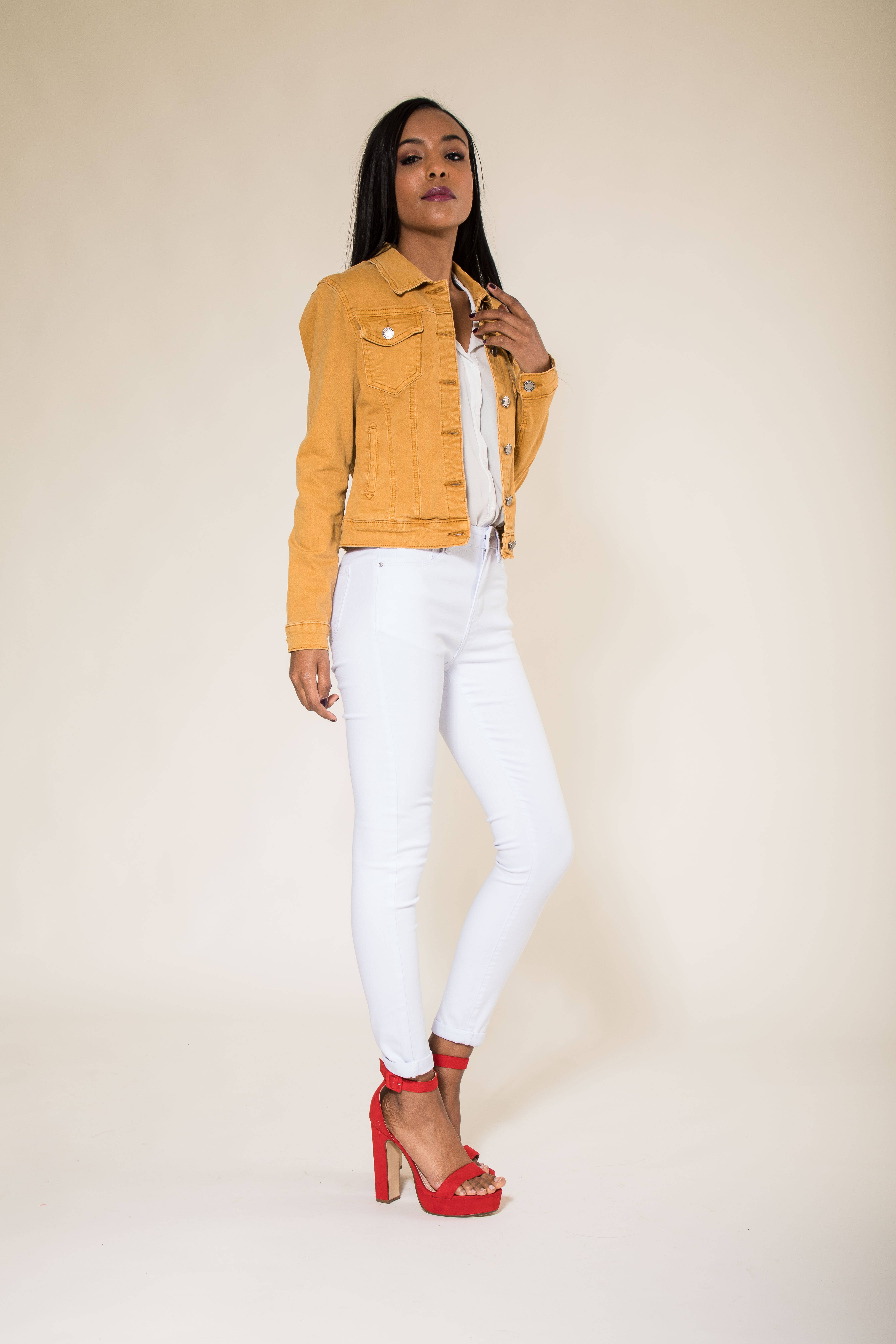 Nina Carter - Wholesale Jas - Dames - Stretch nauwsluitend jack kleur J212A55