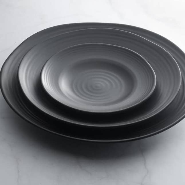 LeadingWare - Wholesale Dinner Plate - Gourmet Black Satin Melamine Round Plate