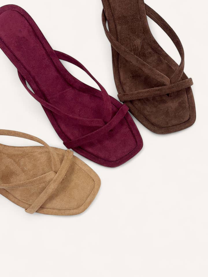 CCOCCI - Wholesale Low heels – Women′s - SELENA-52 THONG STRAP SLIP-ON KITTEN MULE HEELS17