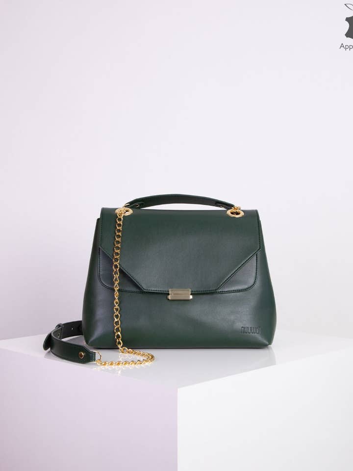 nuuwaï - Vegan Handbag - VIVI emerald green for wholesale by nuuwaï