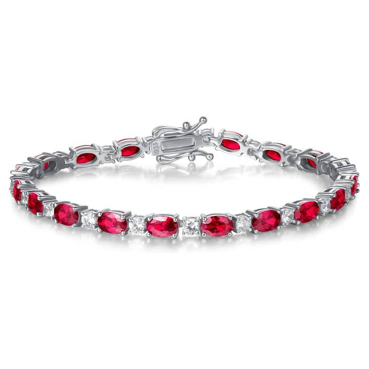Bracelet en argent sterling « Glamour Radiance » avec pierre de naissance de juillet et rubis de tennis taillés en forme de fantaisie pour la vente par Fanci Me Jewelry