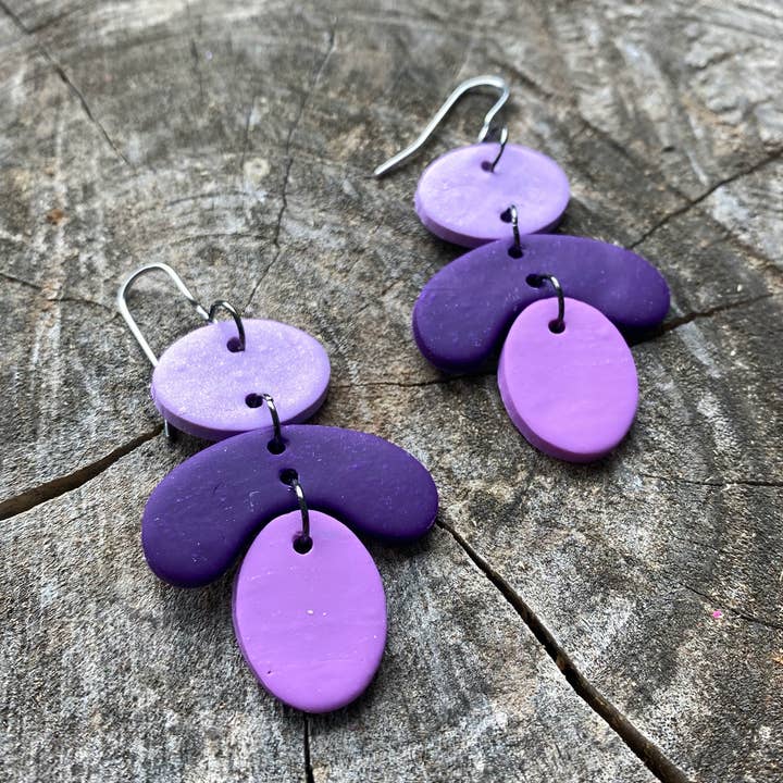 Bloemblaadjes drie oorbellen voor wholesale door the argentum design company