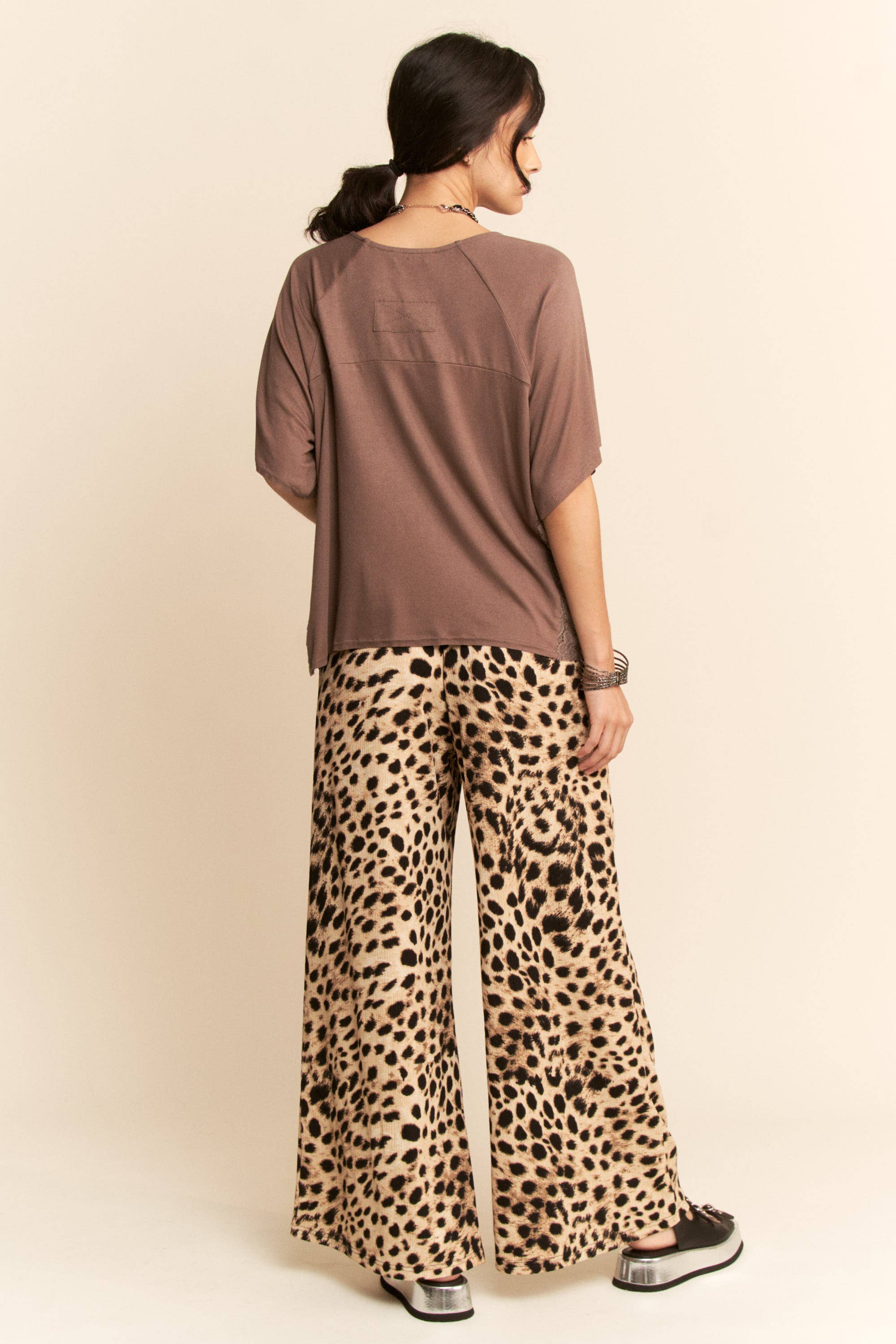 Davi & Dani - Wholesale Pants - Women's - WAIST STRING LEOPARD PRINTED STRAIGHT LONG  PANTS19