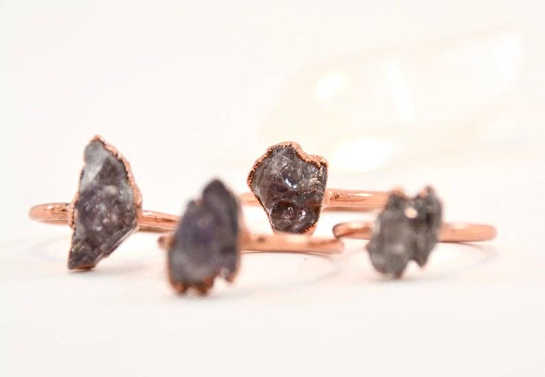 Daddy Daughter Jewelry – Großhandel Cocktail-/Statement-Ring – Roher Amethyst aus Mexiko || Geburtssteinring für Februar aus Kupfer6