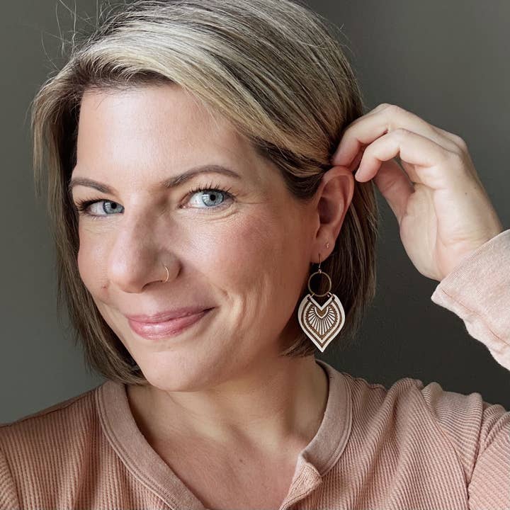 Wicket Goods – Großhandel Ohrhänger – Haida | Whitewash1