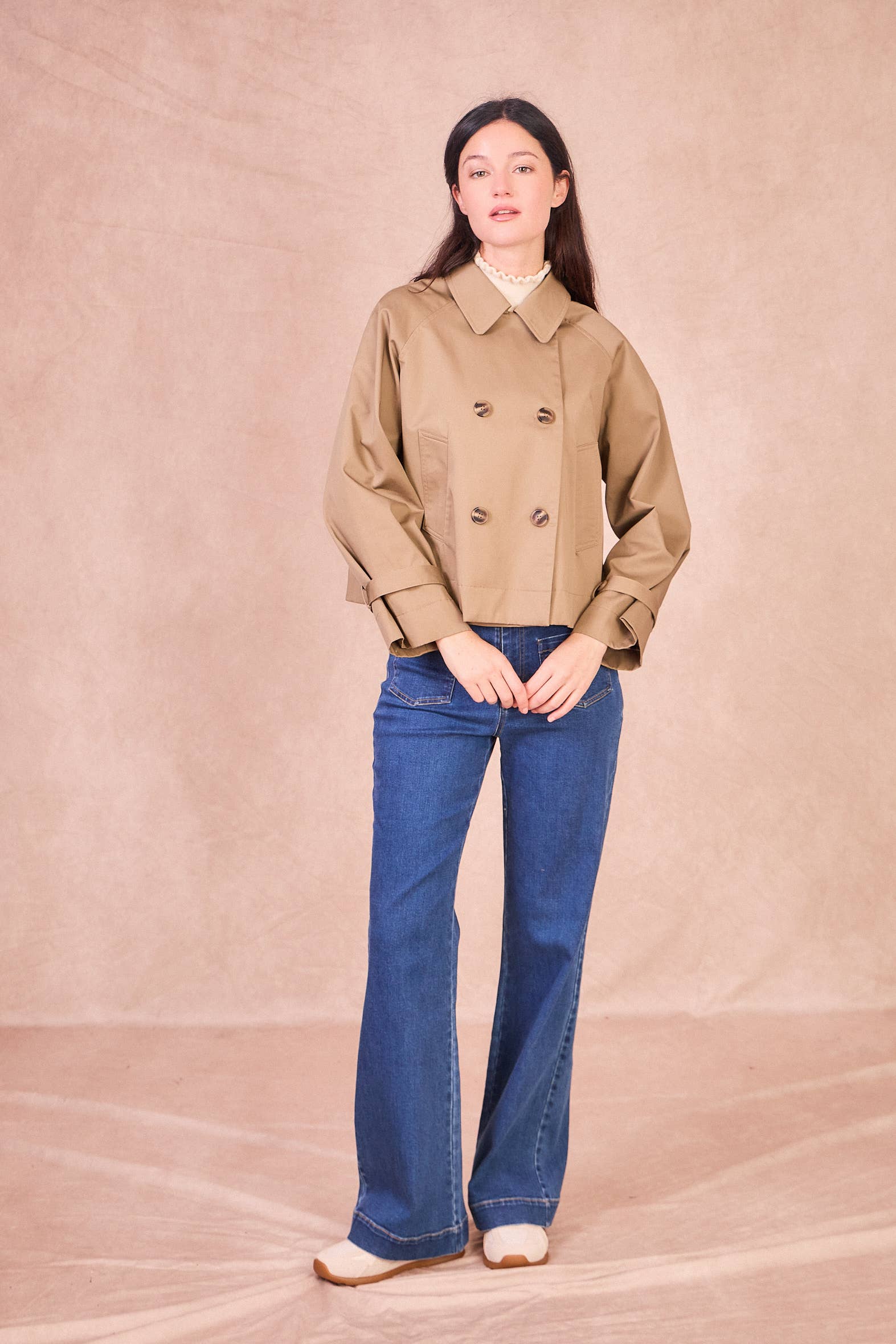 Calie Paris – Großhandel Jacke – Damen – VIOLETTE Trench – Moderne Eleganz in Baumwolle12