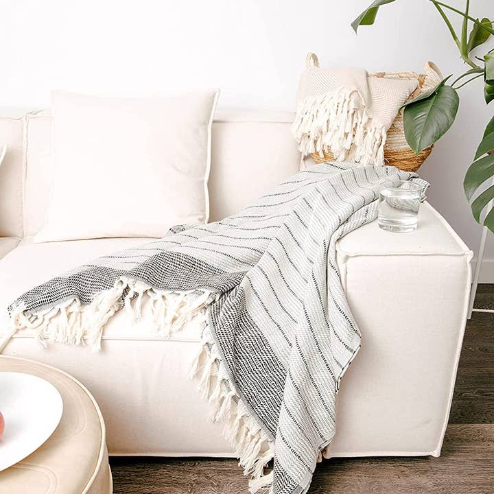 Sultana Luxury Linens - Wholesale Throw Blanket - The Bohemian Throw Blanket