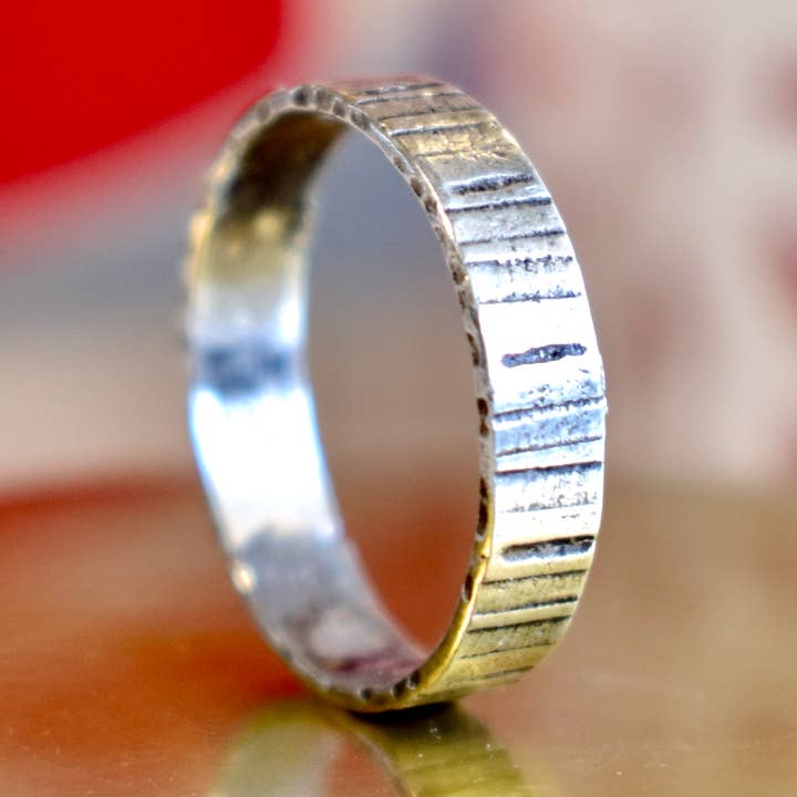 Collection Confetti : Bague empilable à rayures, pois et drapeaux pour la vente par Chloeography