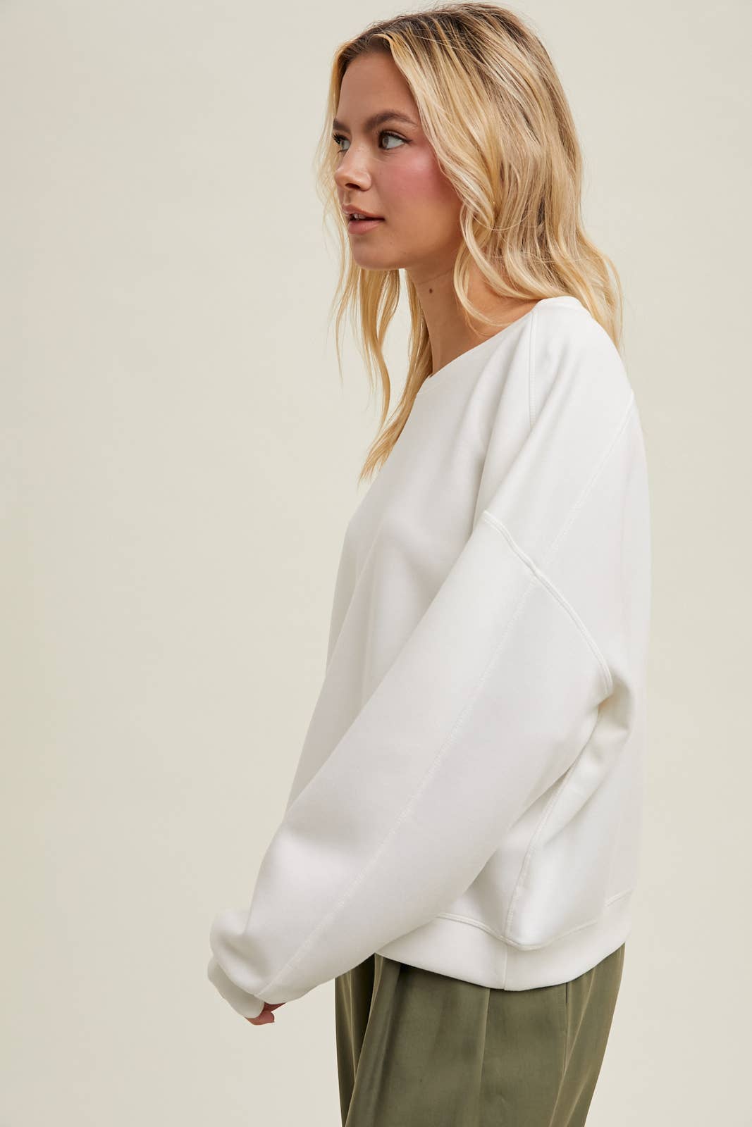 Wishlist Apparel – wholesale Sweatshirt - Dam – SCUBA AVSLAPPNAD CROP-TRÖJA/WL22-735218