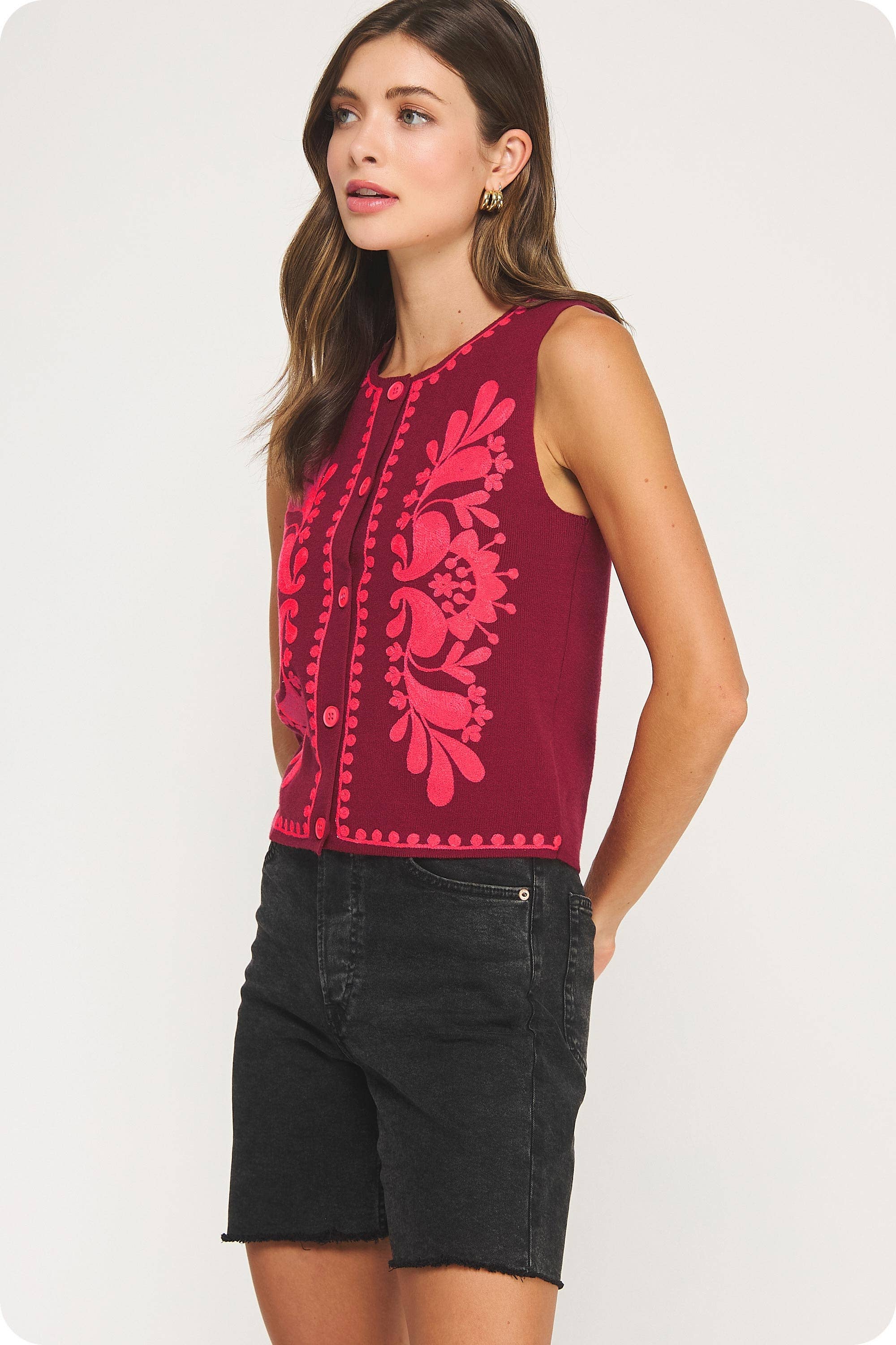 Strut & Bolt - Venta al por mayor Chaleco de abrigo - Mujer - Top sin mangas de punto con bordado floral32