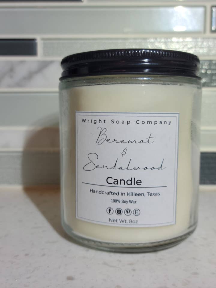 Vela de bergamota y sándalo, 100% cera de soja, vertida a mano para venta al por mayor de Wright Soap Company