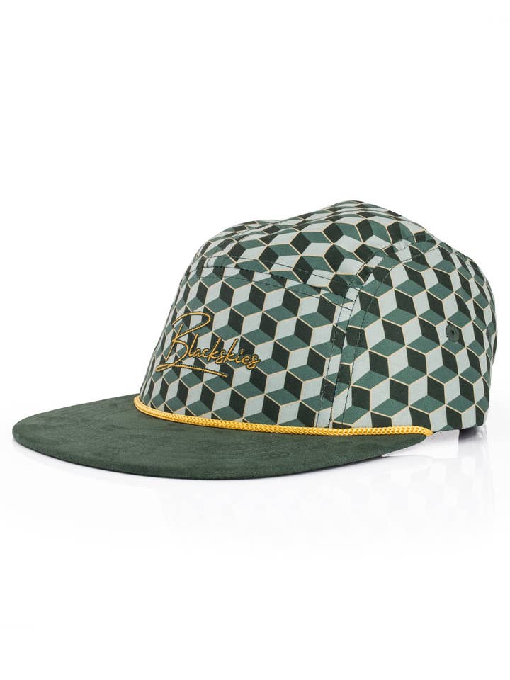 Casquette 5 panneaux designer pour la vente par Blackskies