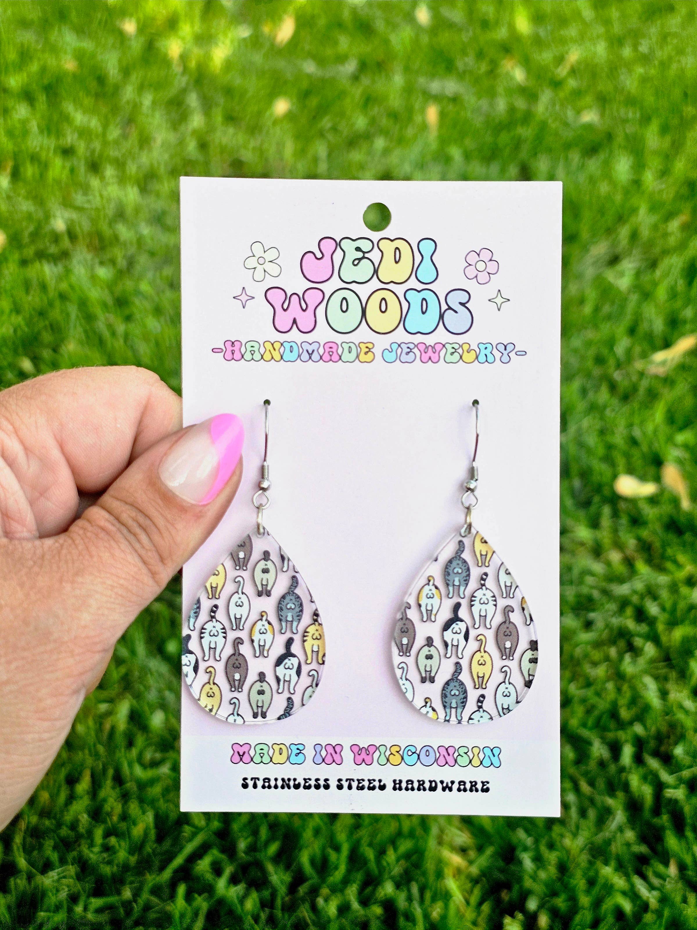 Jedi Woods LLC - Venta al por mayor Pendientes colgantes - Pendientes en forma de lágrima Cat Butts and Nuts2