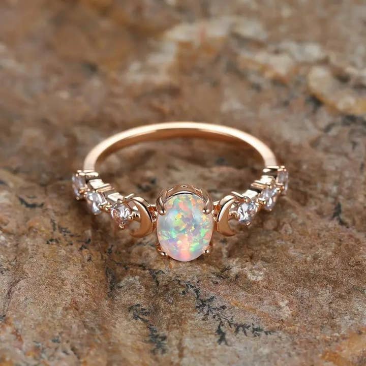 Ashlen - Wholesale Ring met meerdere stenen - RING MET OPAAL MAANSTEEN