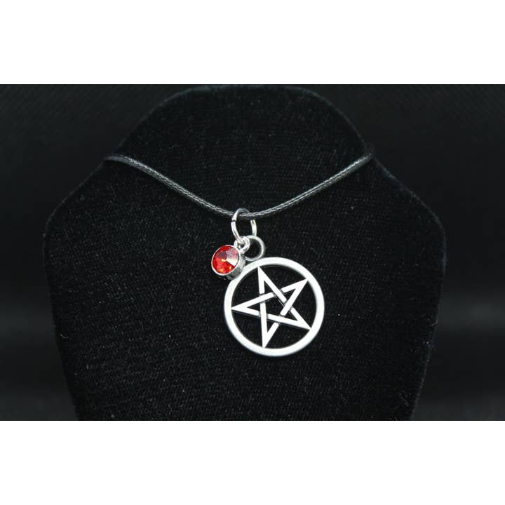 Witchcrafted in MI - Vendita all'ingrosso Collana con ciondolo/pendaglio - Collana pentacolo rosso pentagramma cristallo strega