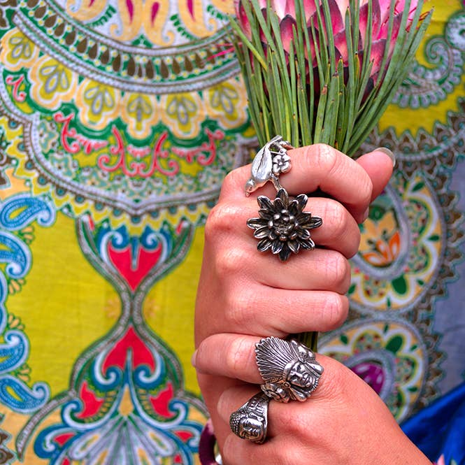 Bague chef indien avec fleurs en argent sterling pour la vente par Hi Octane | SilverBotanica
