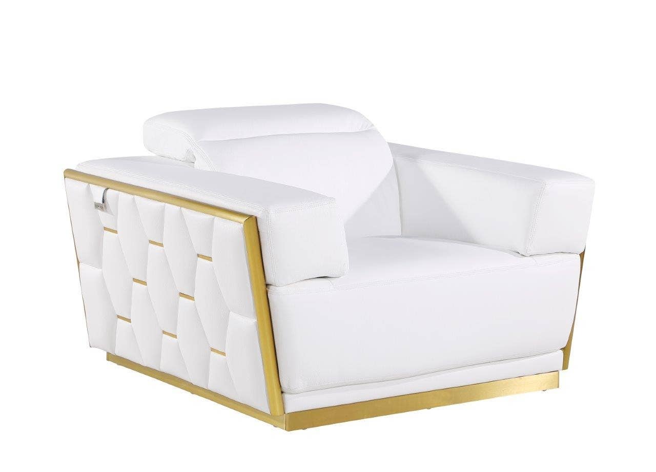 HomeRoots - Wholesale Chair - 47" White and Gold Italian Leather Club Chair