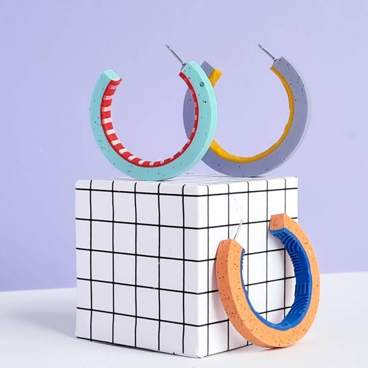Mono - Wholesale Hoop Earrings - 3 colors - Memphis Style Polymer Clay bicolor hoop Earrings, 80s color block Dangle Earrings6